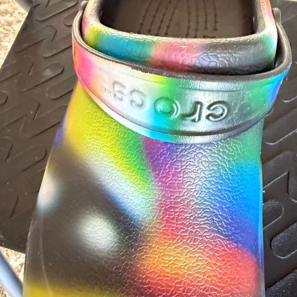 Crocs Bistro Graphic Clog Neon Tie Dye Work Casual Mens Size 13 - Picture 8 of 10